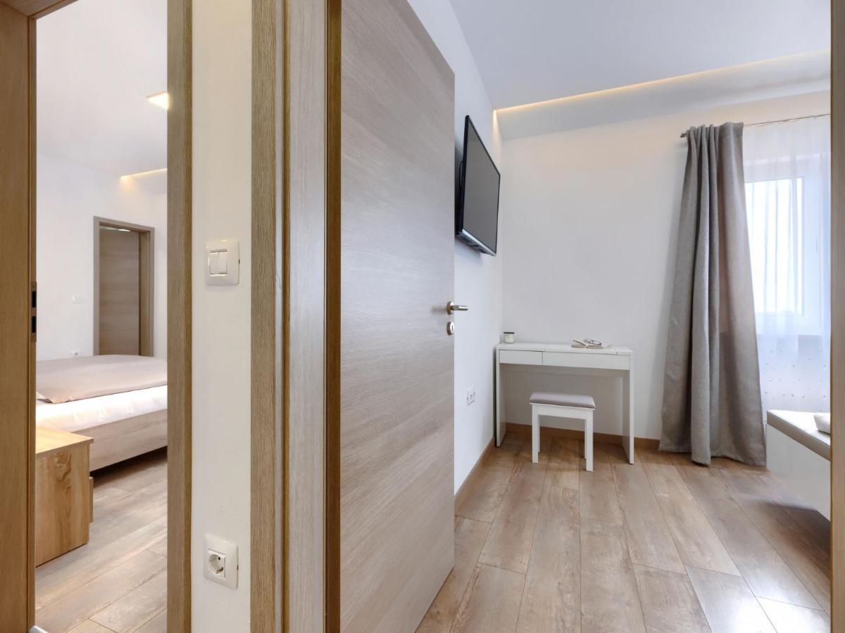 Holiday Home Villa Dora By Interhome Пула Екстериор снимка
